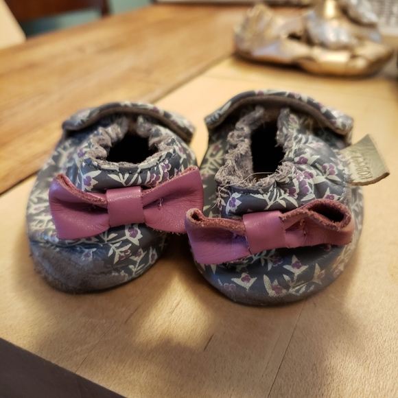 Robeez Shoe Collection - Picture 9 of 10